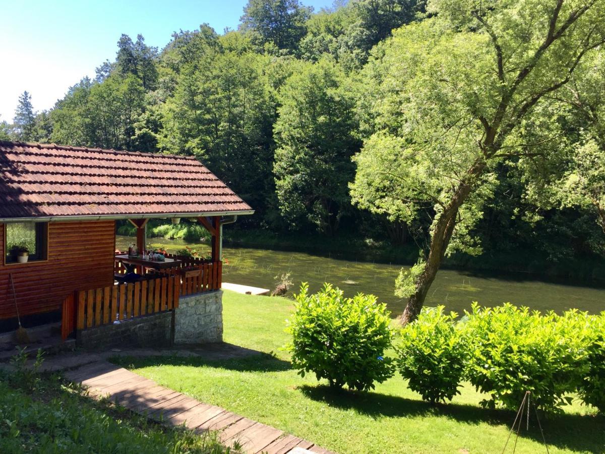 Holiday Home Radocaj 슬루니 외부 사진