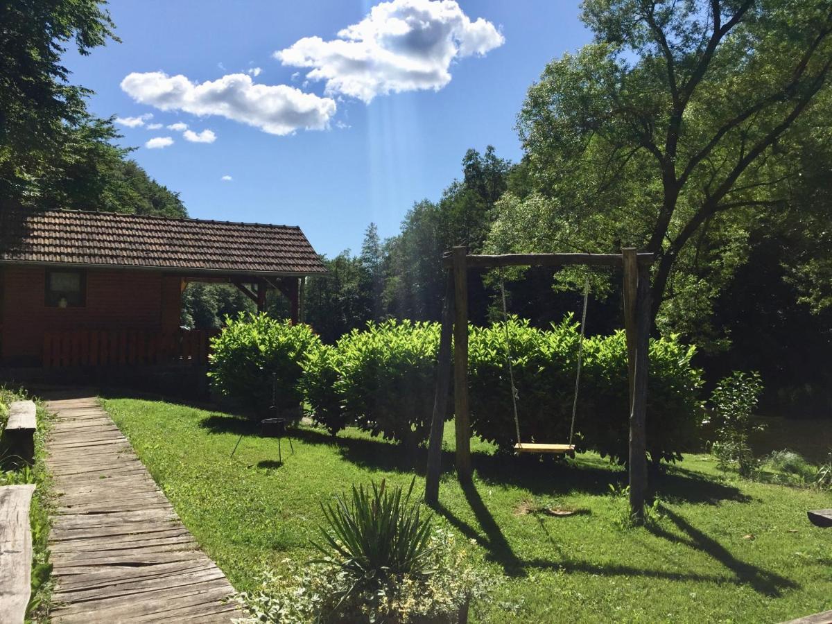 Holiday Home Radocaj 슬루니 외부 사진
