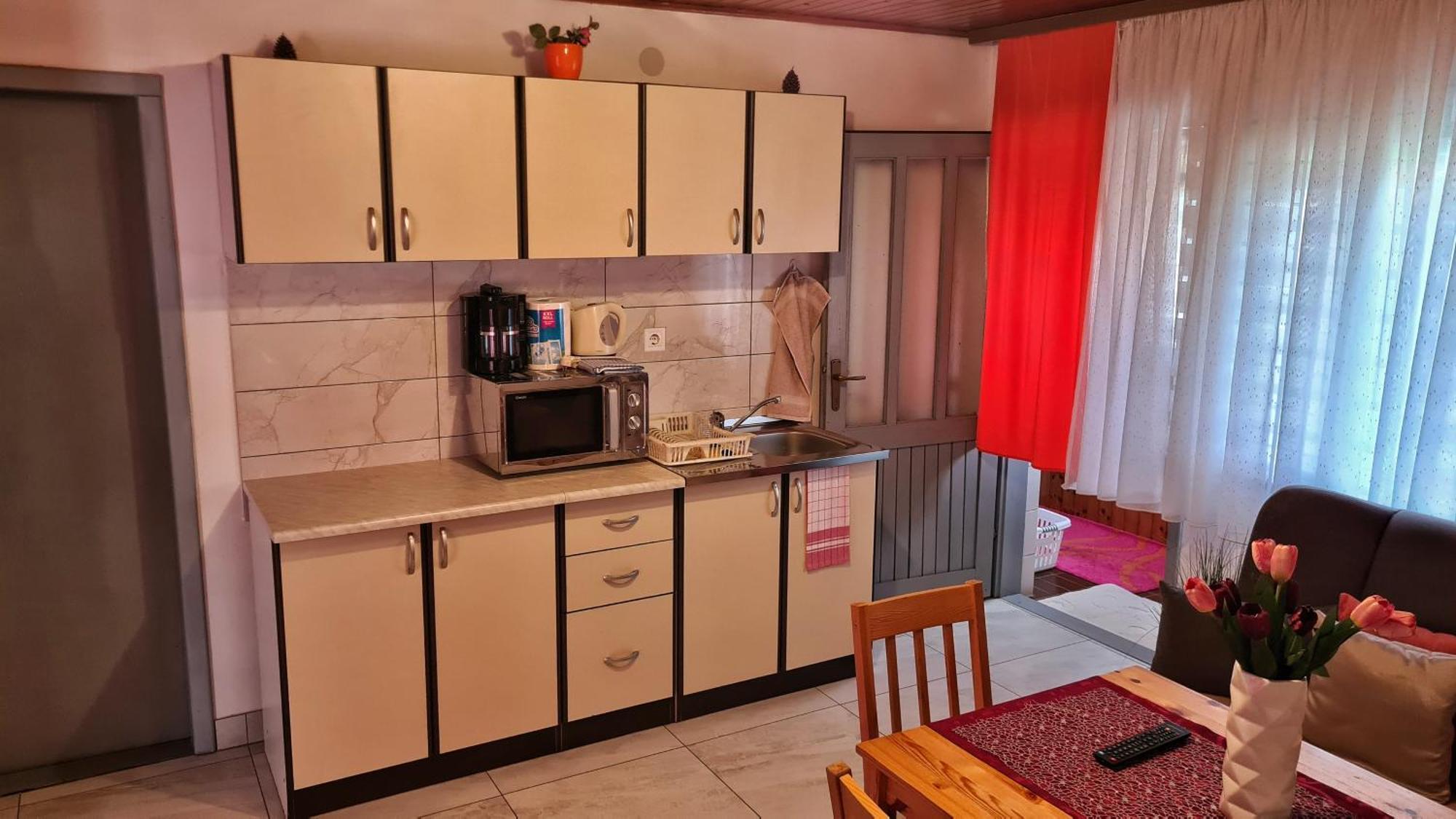 Holiday Home Radocaj 슬루니 외부 사진