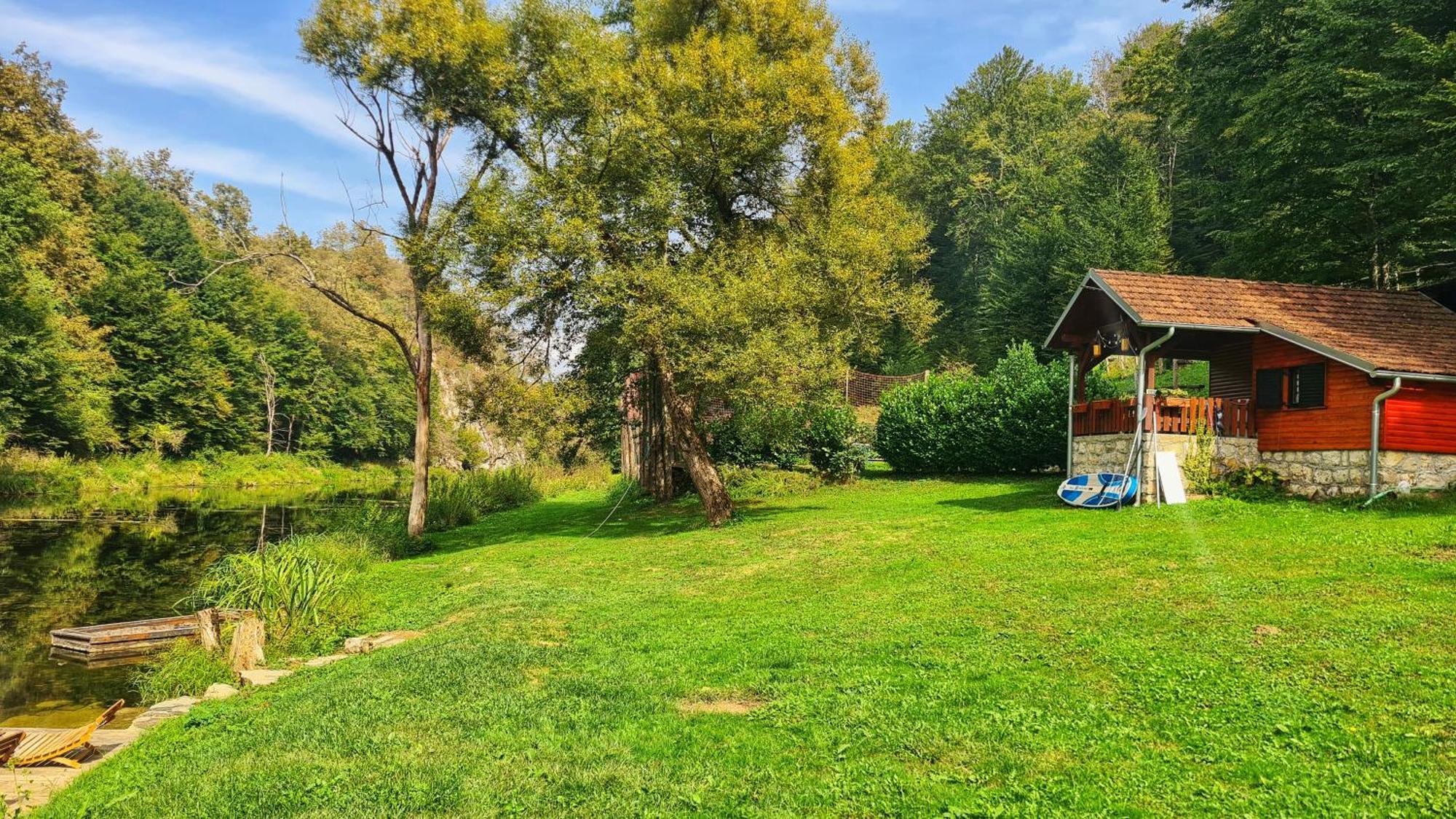 Holiday Home Radocaj 슬루니 외부 사진