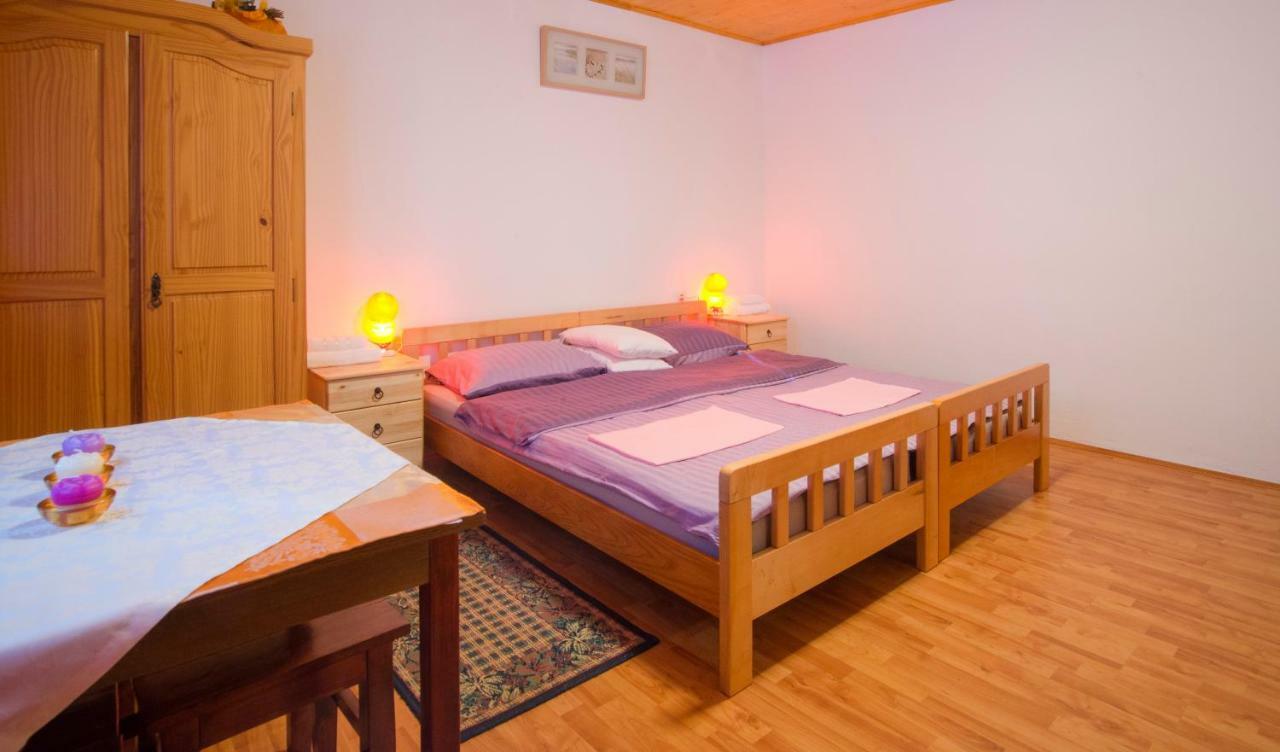 Holiday Home Radocaj 슬루니 외부 사진
