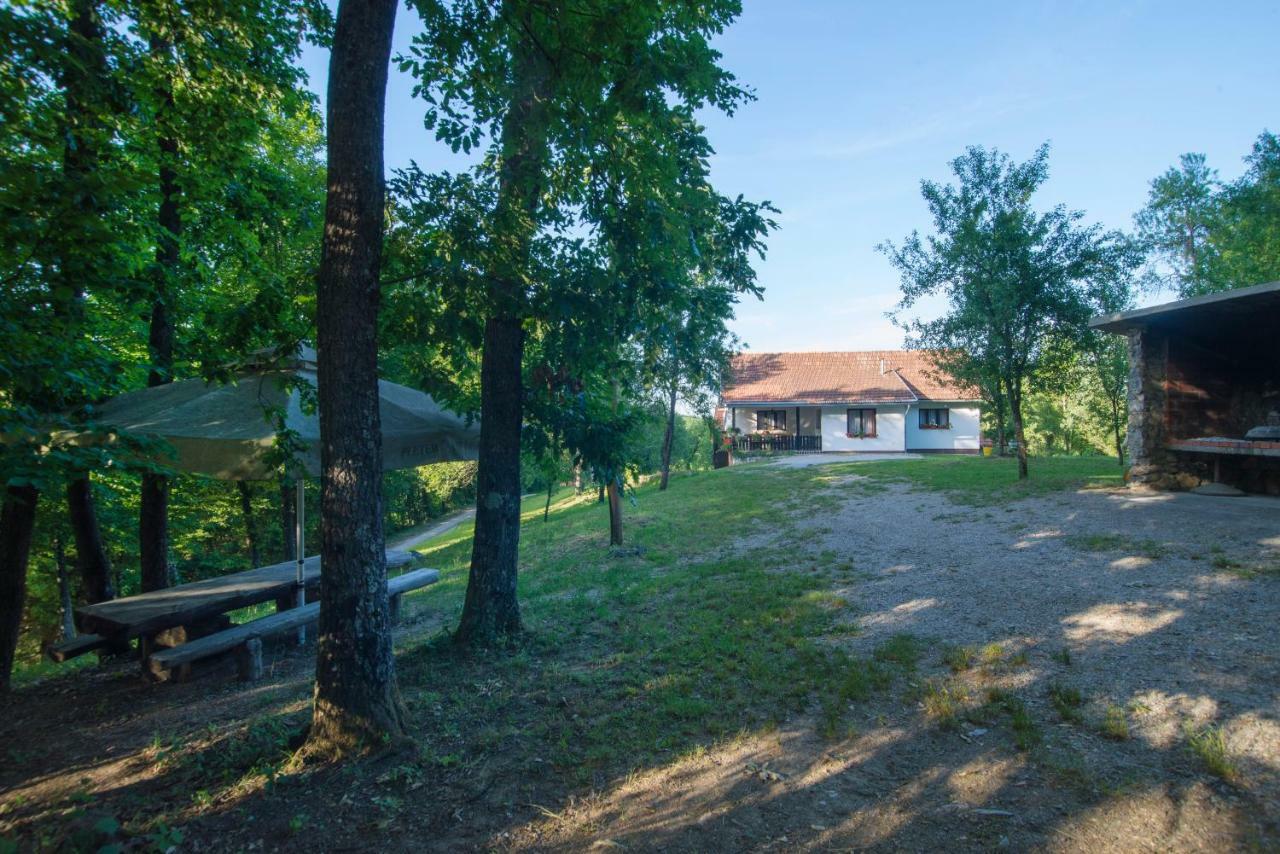 Holiday Home Radocaj 슬루니 외부 사진